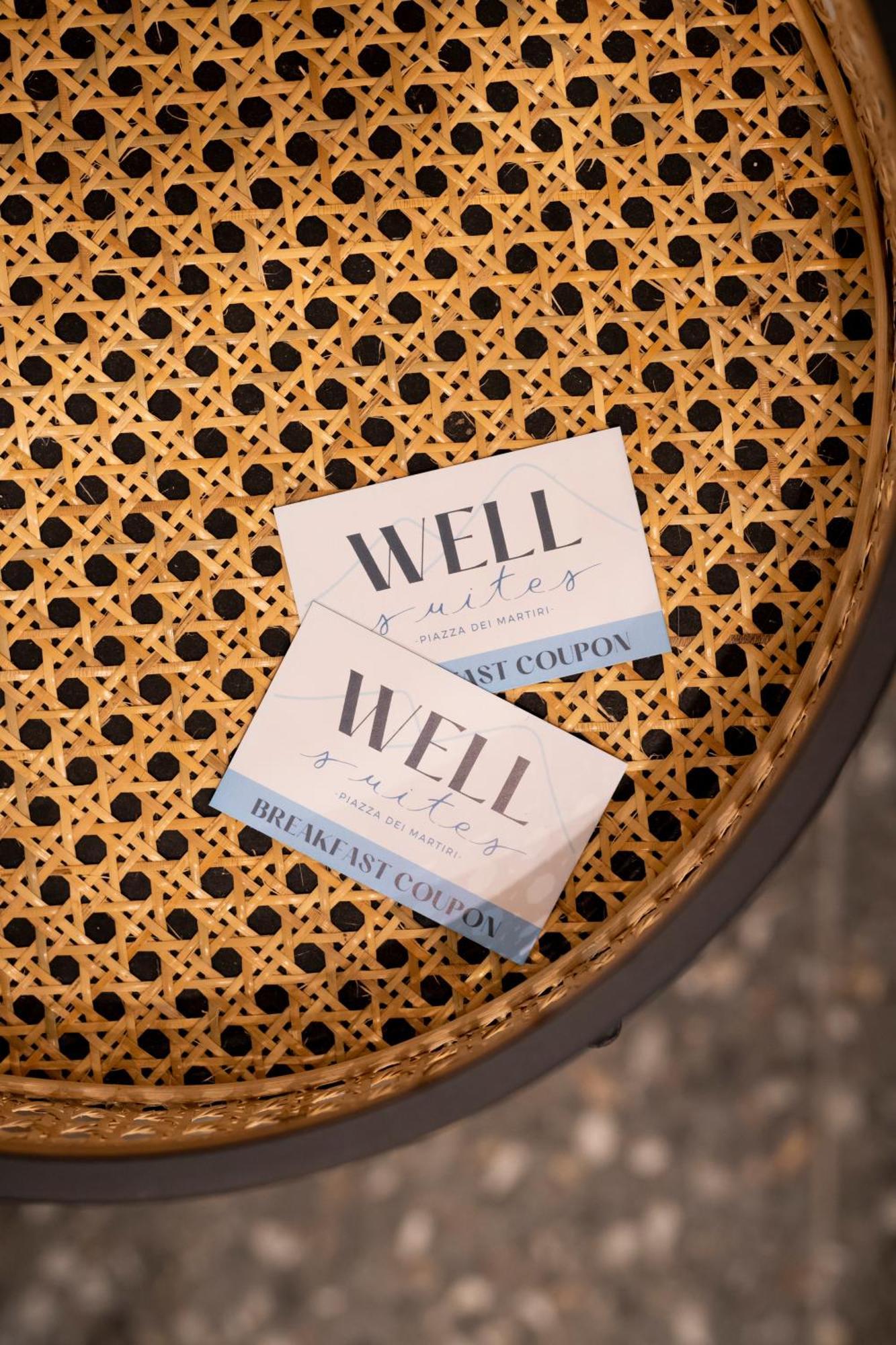 Well Suites - Piazza Dei Martiri 나폴리 외부 사진